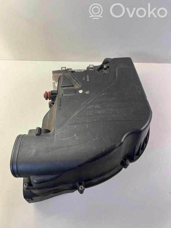 BMW 7 F01 F02 F03 F04 Air filter box 