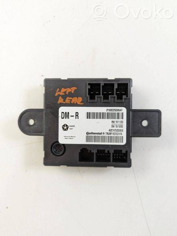 Chrysler Pacifica Sliding door control unit/module 