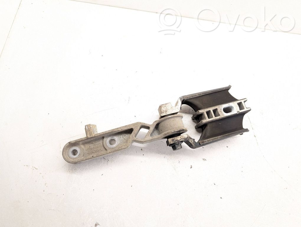 Engine mount bracket   31330594