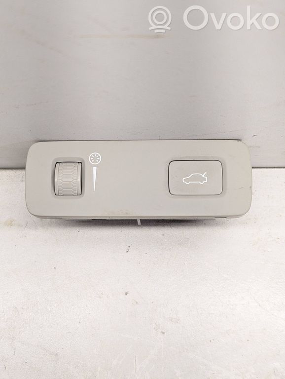 Volvo V60 Tailgate opening switch 