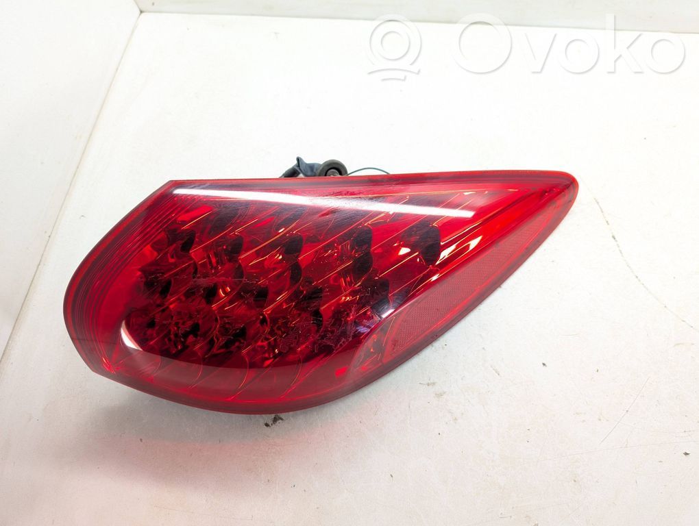Infiniti QX50 (J50) Rear/tail lights 