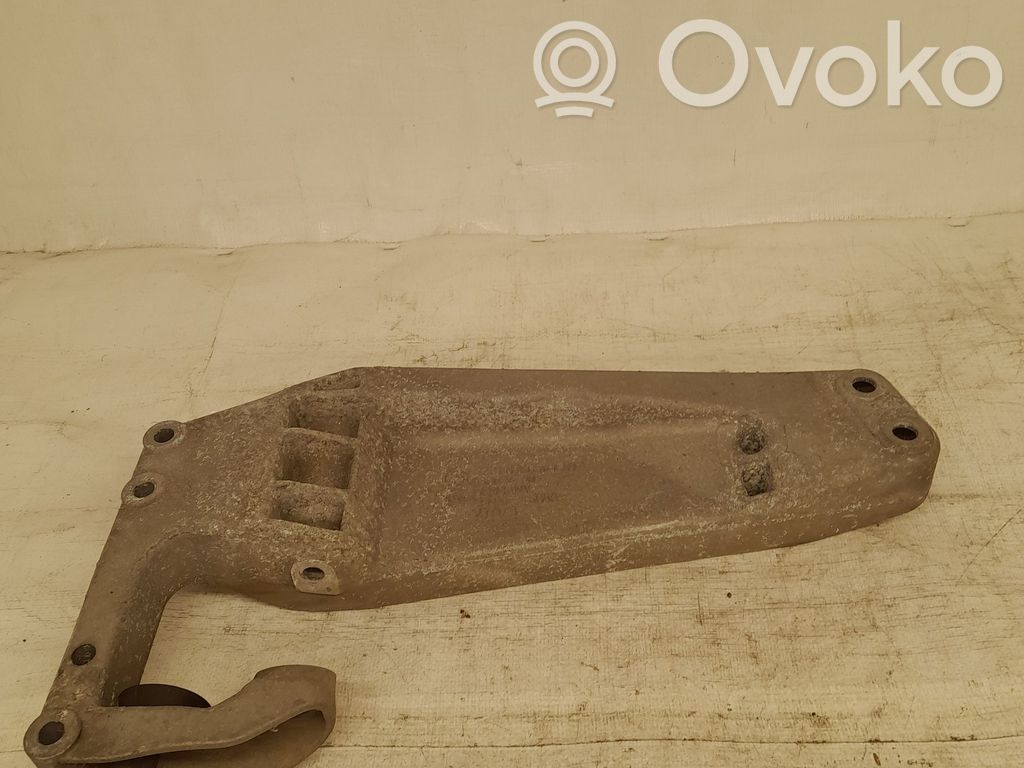 BMW X3 F25 Gearbox mounting bracket 