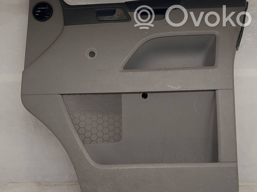 Volkswagen Transporter - Caravelle T5 Boczki / Poszycie drzwi przednich 