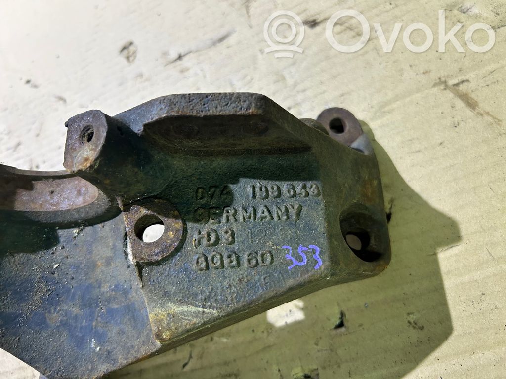 Volvo S70  V70  V70 XC Engine mounting bracket 