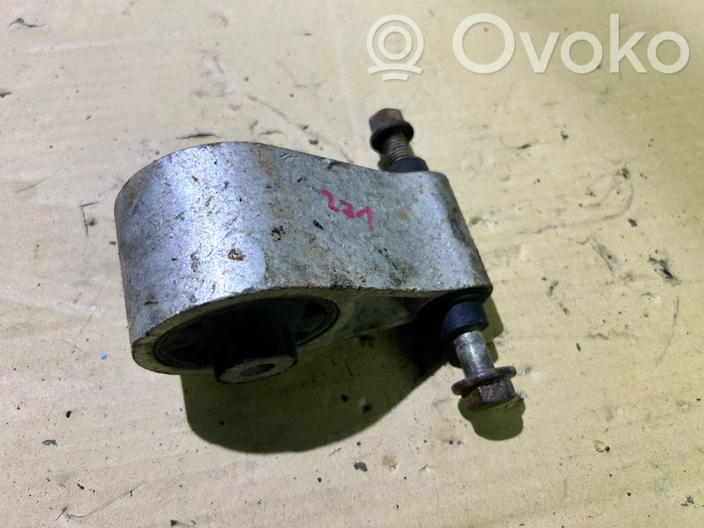 Opel Movano A Engine mount bracket 