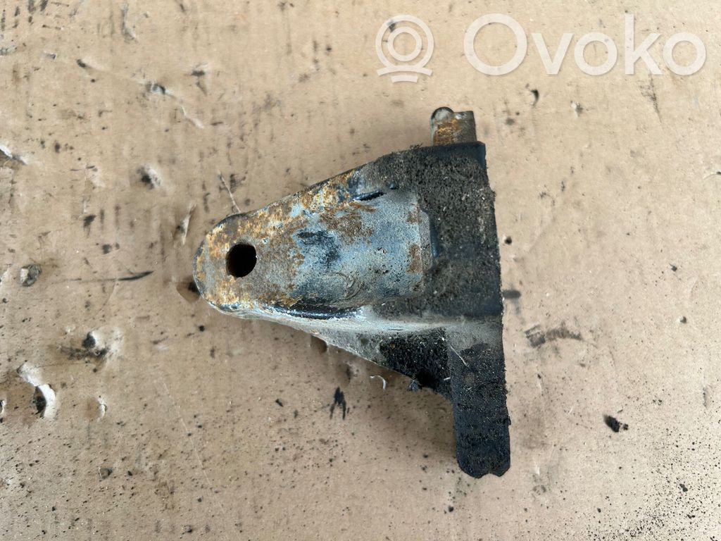 Renault Trafic II (X83) Engine mounting bracket 
