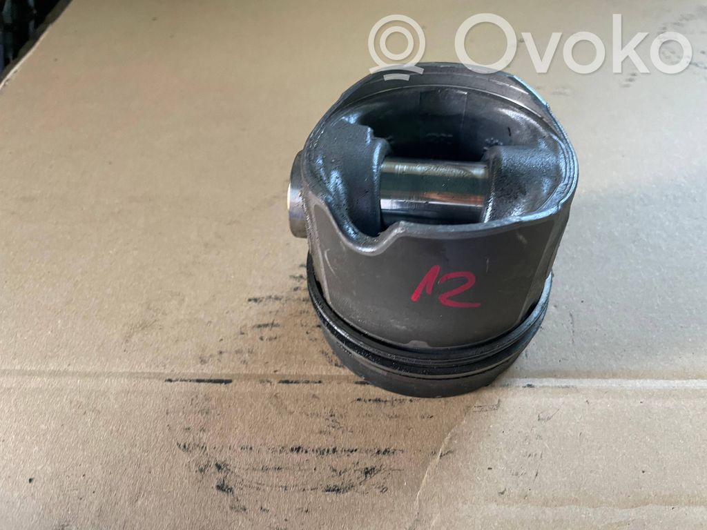 Piston   G9U