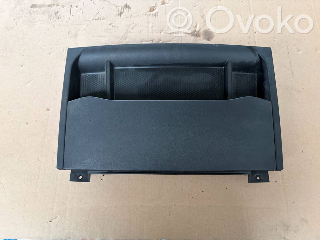 Iveco Daily 6th gen Inny elementy tunelu środkowego 