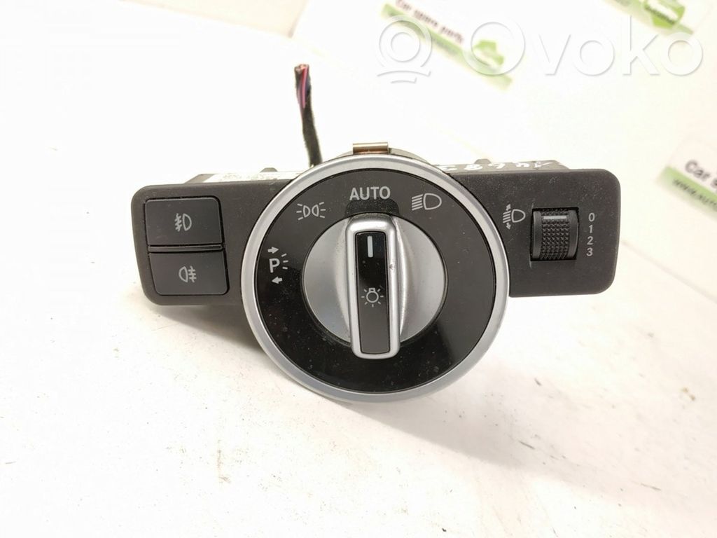 Mercedes-Benz C W204 Interrupteur d’éclairage 