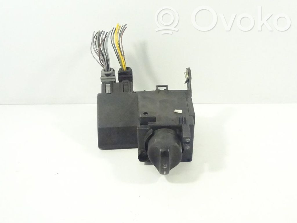 Light switch   2105452004,2105451504,2105450204,2105451104,A2105450204,A2105451104,A2105451504,A2105452004
