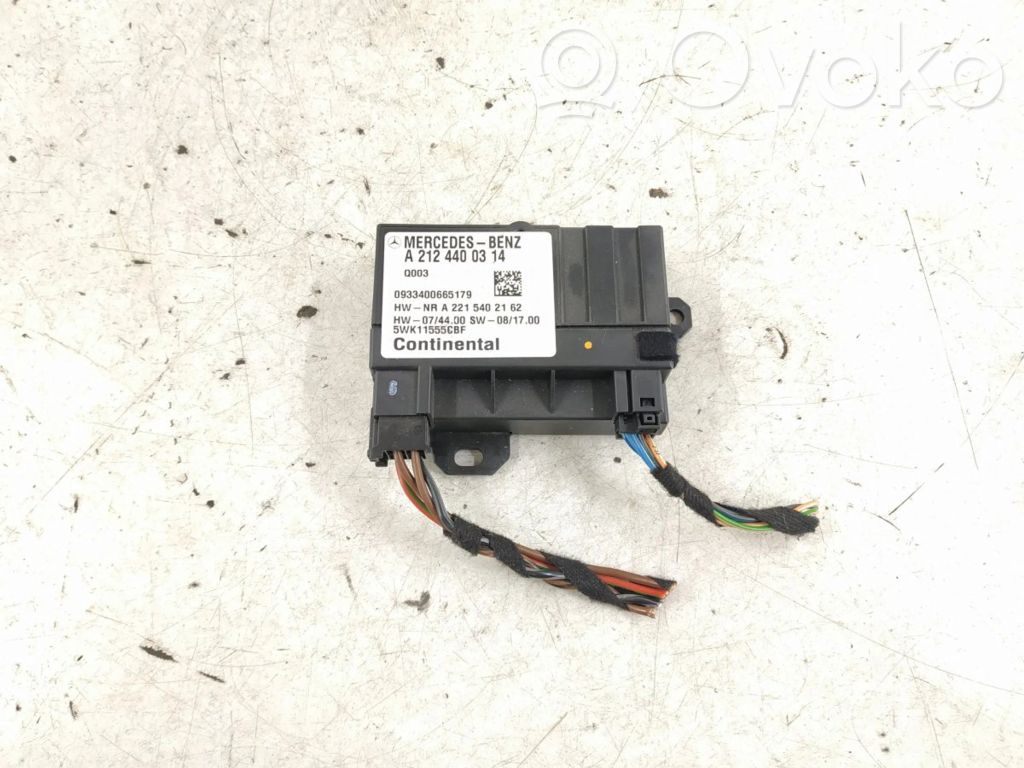 Mercedes-Benz C W204 Fuel injection pump control unit/module 