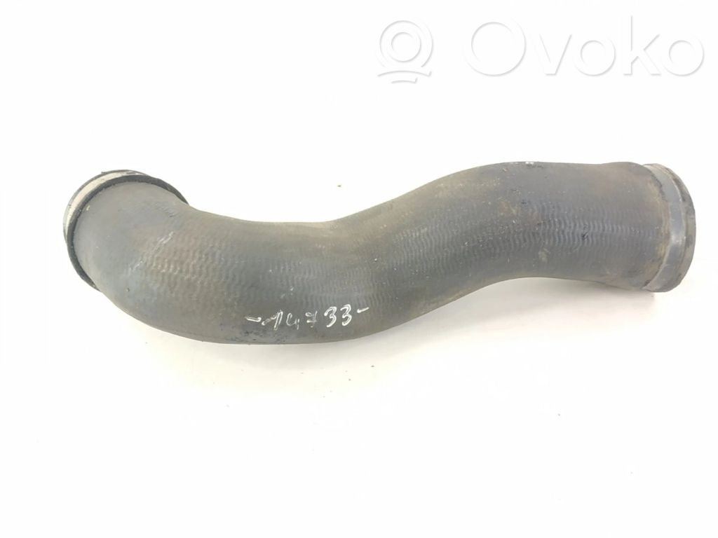 Mercedes-Benz R W251 Wąż / Rura intercoolera 