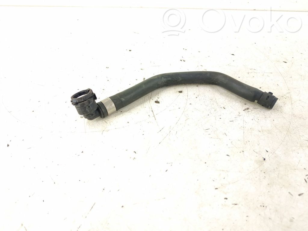 Mercedes-Benz E W213 Tubo flessibile del liquido di raffreddamento del motore 