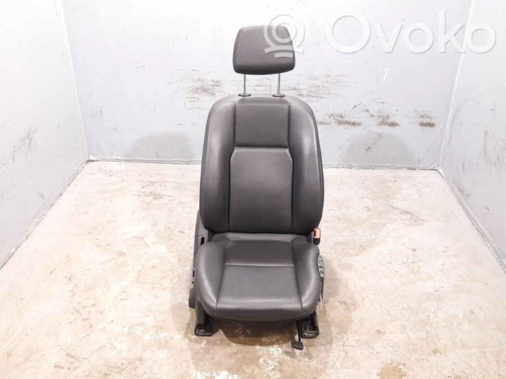 Mercedes-Benz C W204 Fotel przedni pasażera 