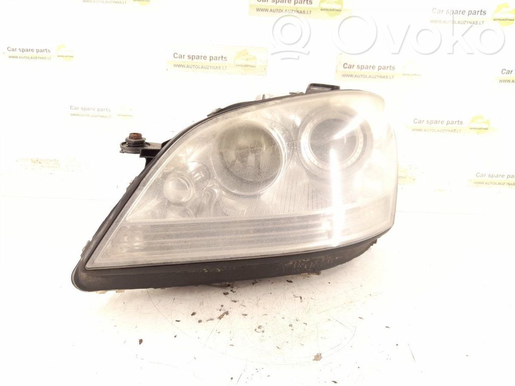 Mercedes-Benz ML W164 Lampa przednia 