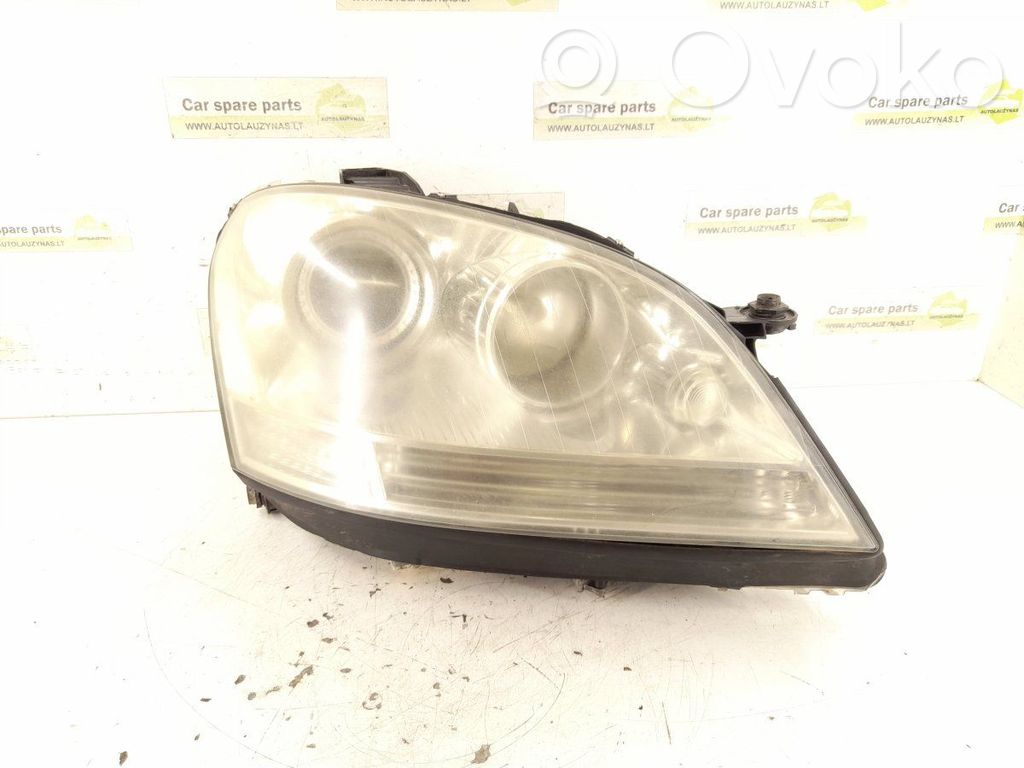 Mercedes-Benz ML W164 Lampa przednia 