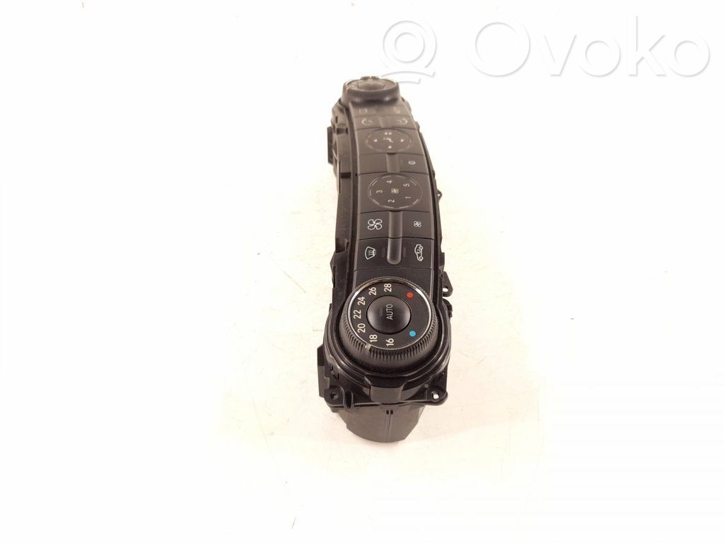 Climate control unit   2118300190,2118300590,2118300490,2118304185,2118304385,A2118300190,A2118300490,A2118300590,A2118304185,A2118304385