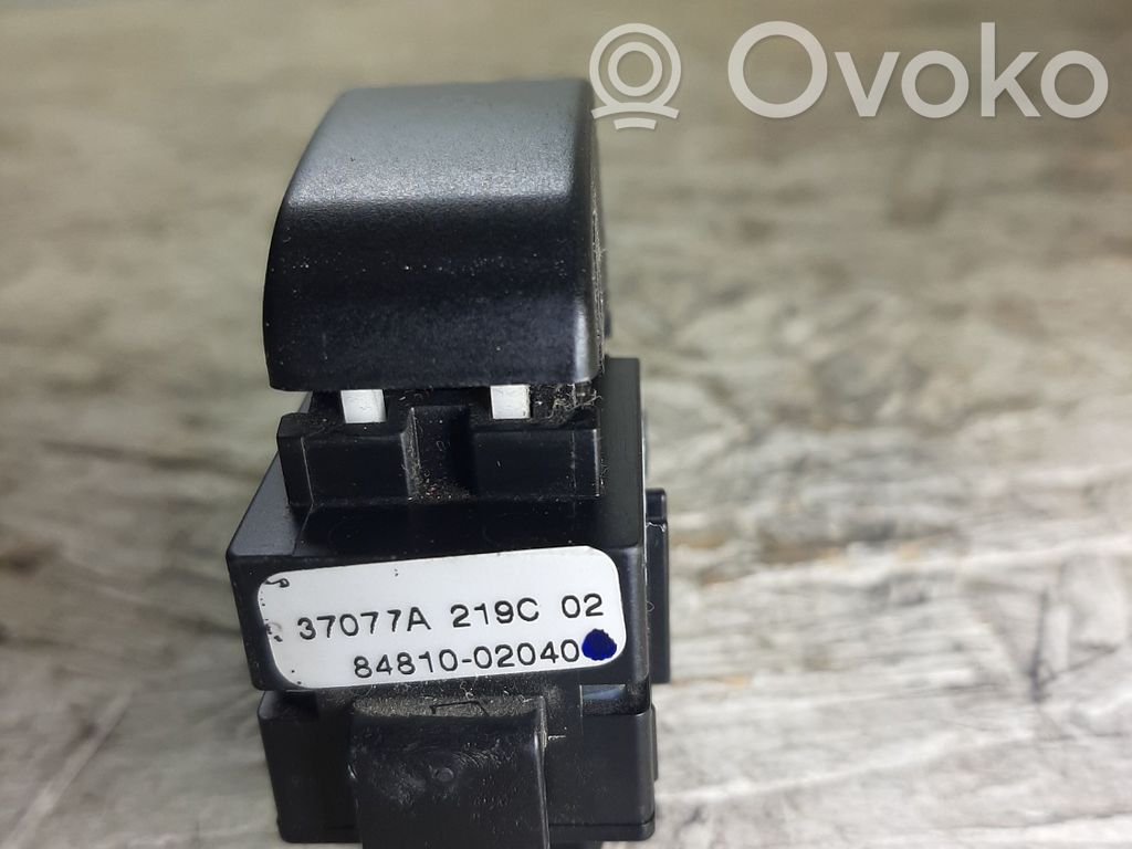 Toyota Corolla E120 E130 Electric window control switch 