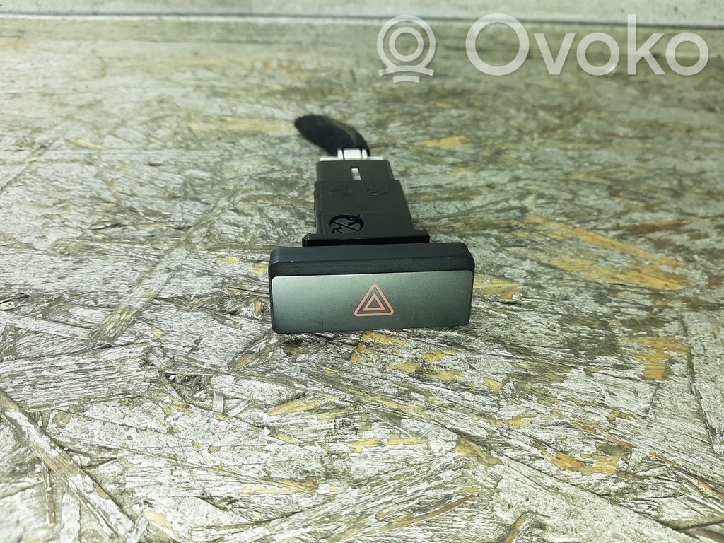 KIA Rio Hazard light switch 
