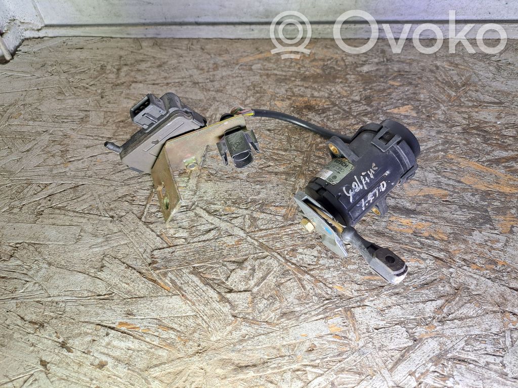 Volkswagen PASSAT B4 Capteur de pédale d'accélérateur 
