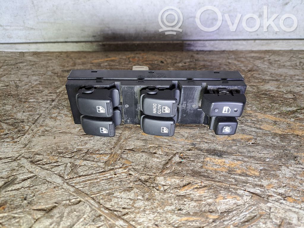 Electric window control switch