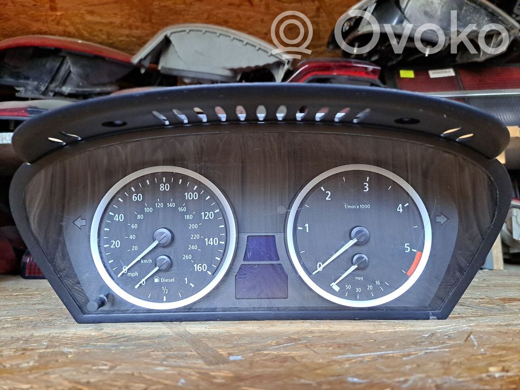 BMW 5 E60 E61 Nopeusmittari (mittaristo) 