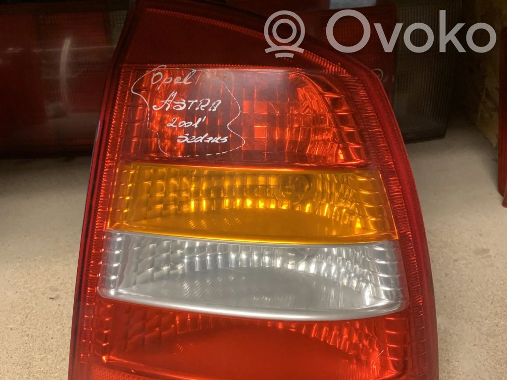 Opel Astra G Lampă spate în caroserie 