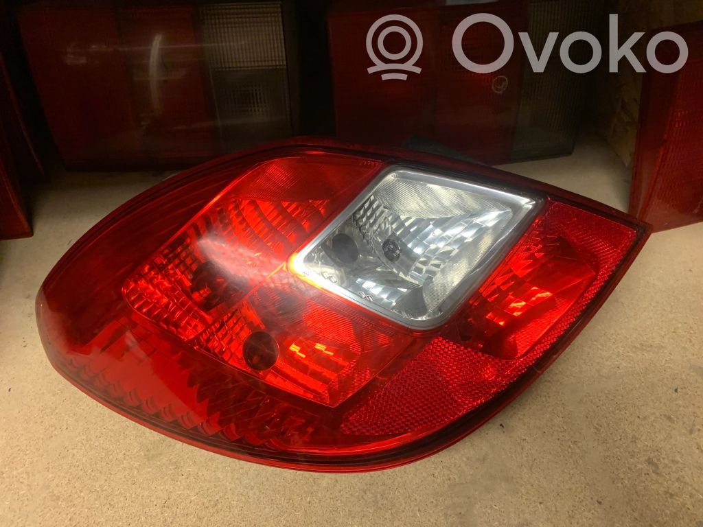Opel Corsa D Lampa tylna 