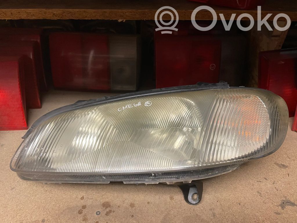 Opel Omega B1 Phare frontale 