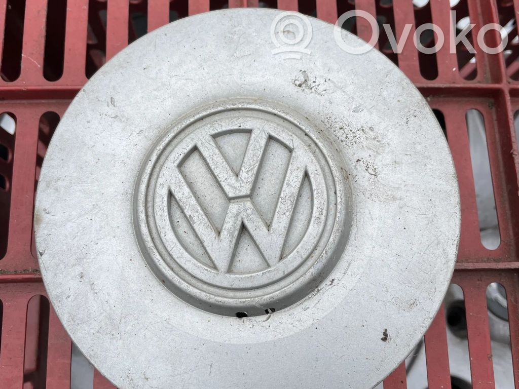 Volkswagen Golf III Original wheel cap 