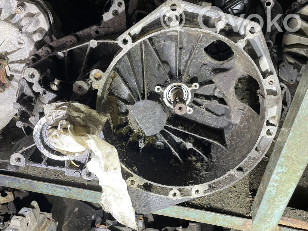 Manualna 5-biegowa skrzynia biegów   YM2R7002CD,957T7F096,977T7F097AC