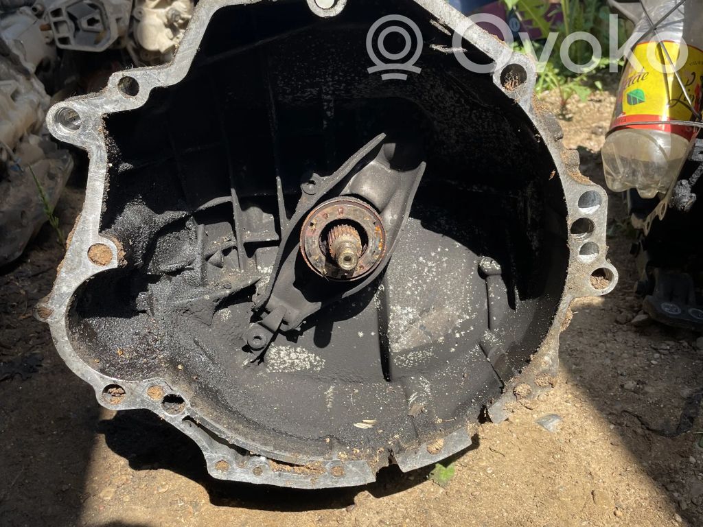 Audi A4 S4 B7 8E 8H Caja de cambios manual de 6 velocidades 