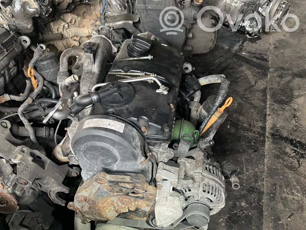 Volkswagen PASSAT B5 Engine 