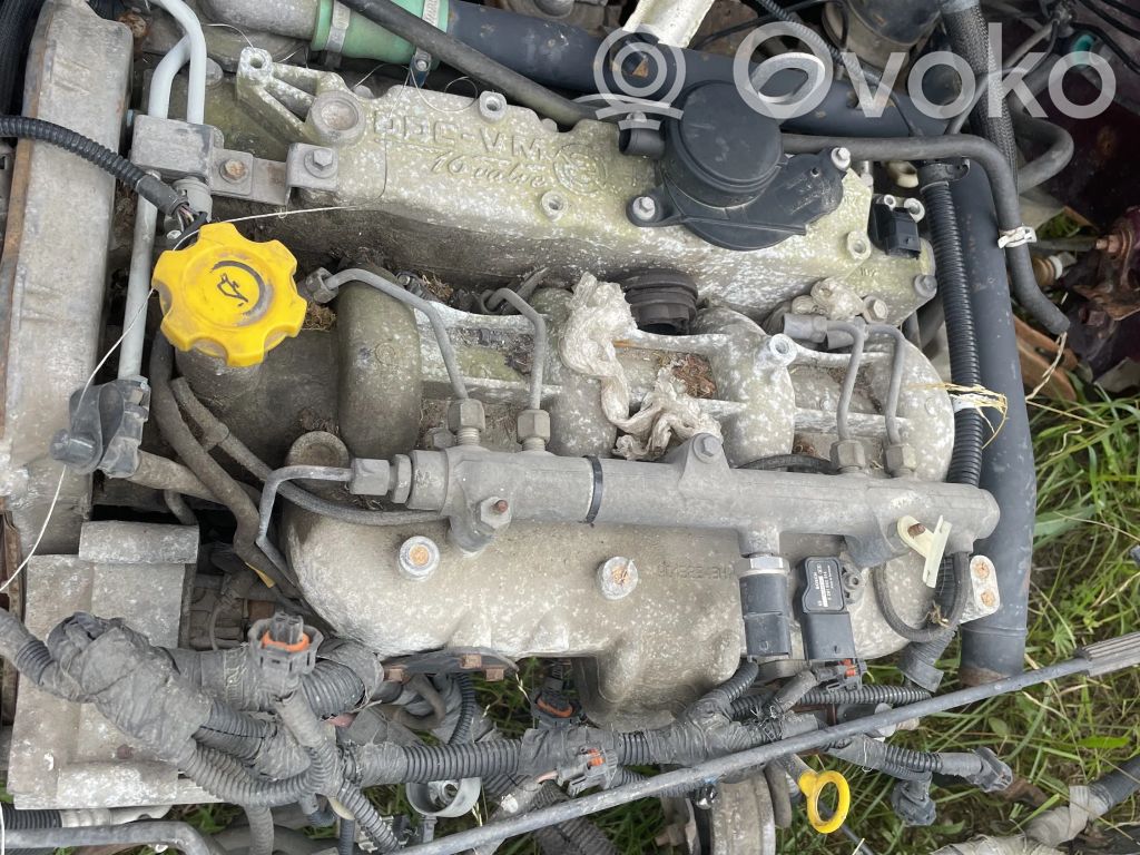 Chrysler Voyager Двигатель 
