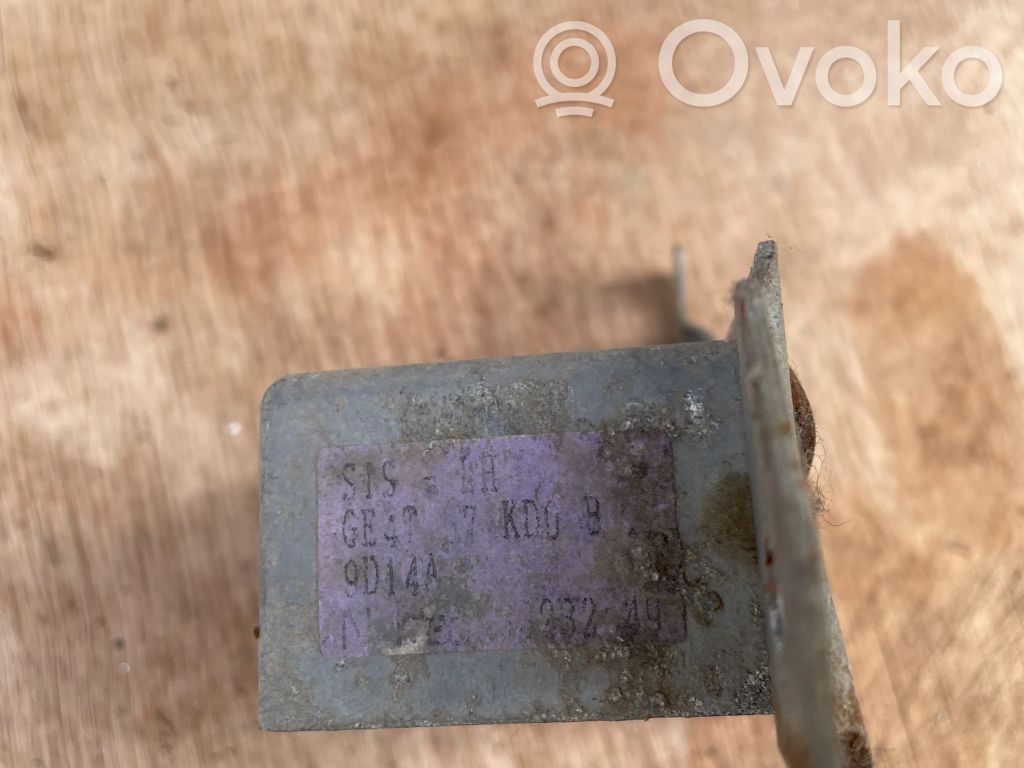 Mazda 626 Airbagsensor Crashsensor Drucksensor 
