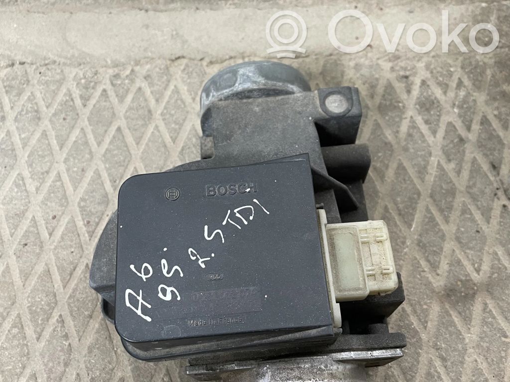 Audi A6 S6 C4 4A Mass air flow meter 