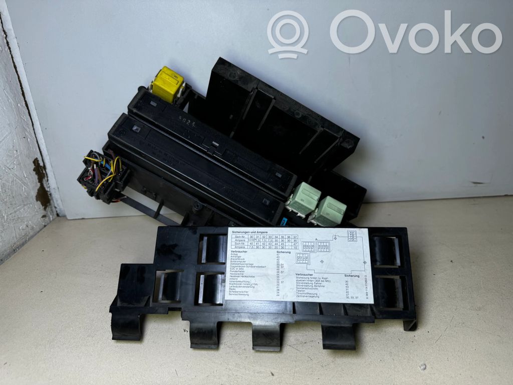 BMW 5 E34 Fuse module 