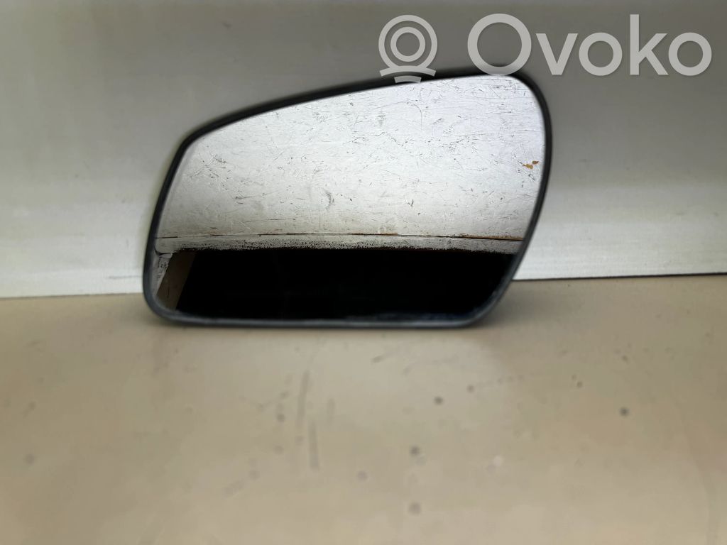 Ford Focus C-MAX Vidrio del espejo lateral 