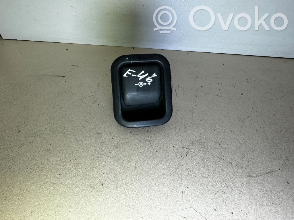 12V Steckdose hinten   7008038,7008038