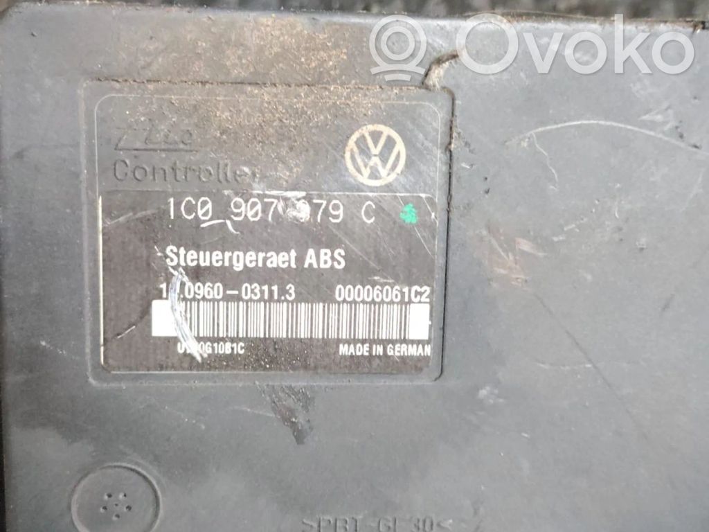 Volkswagen Golf IV ABS Pump 