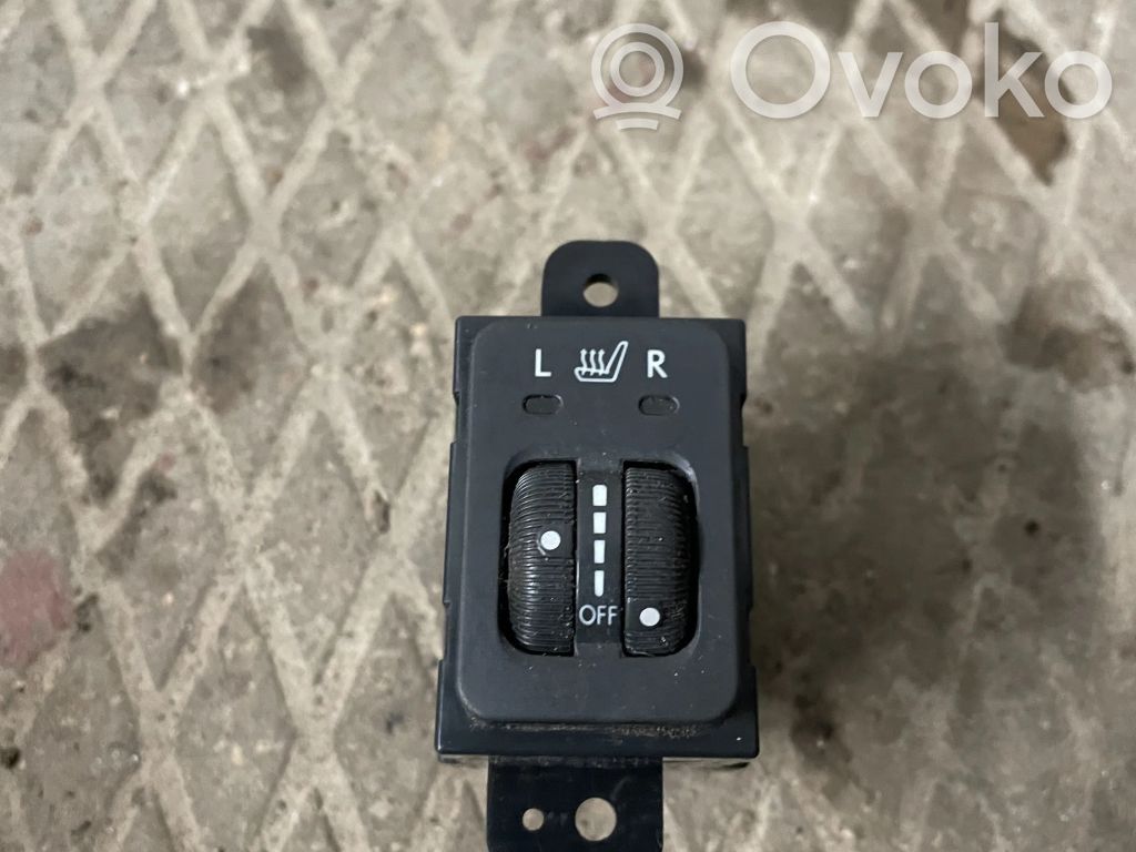 Seat heating switch   43250,43250