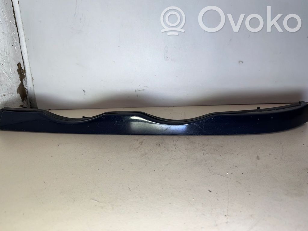 BMW 3 E46 Moulure sous phares 