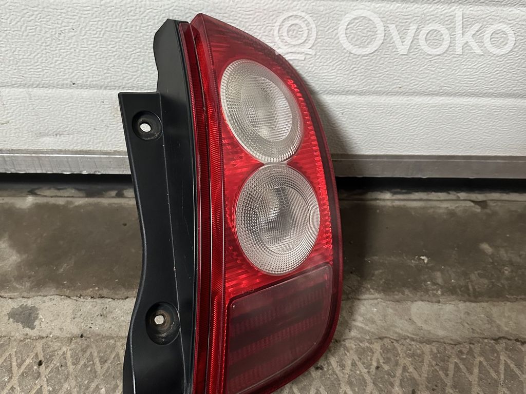 Nissan Micra Lampa tylna 
