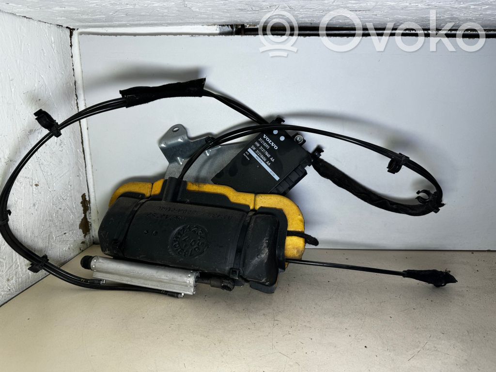 Pompa / Siłownik klapy tylnej bagażnika / Komplet   31218393,2347030A,DAI1110930,30718759,31217840AA,31218404AA,LA186281CEL5,VT0A07410045