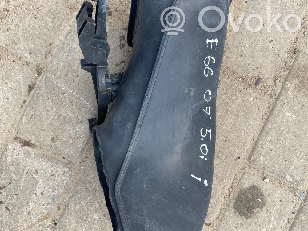 BMW 7 E65 E66 Ilmanoton kanavan osa 