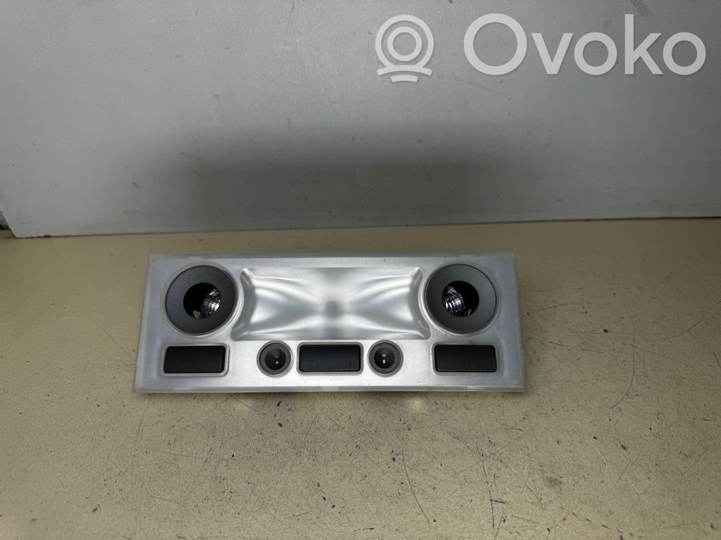 BMW 7 E65 E66 Etuistuimen valo 