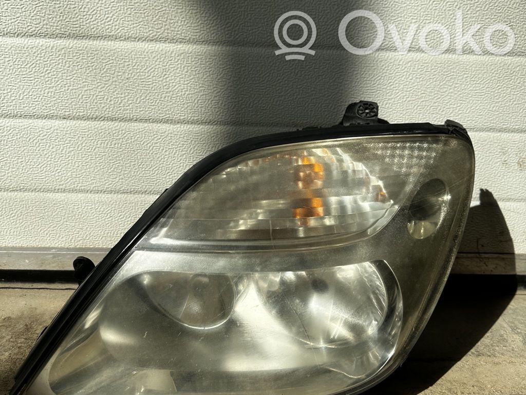 Renault Scenic I Lampa przednia 