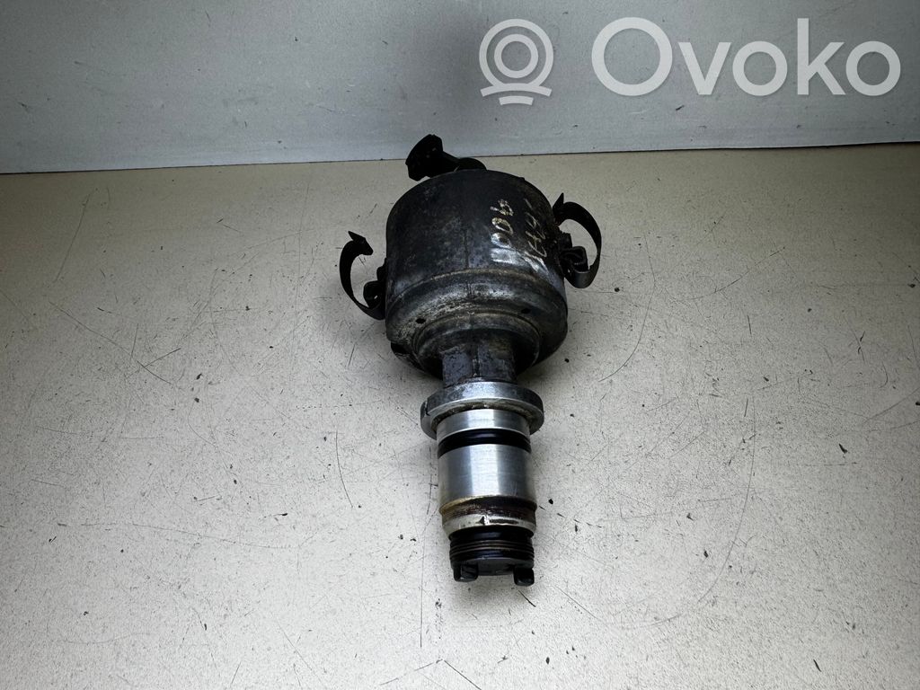 Saab 900 Spark distributor 
