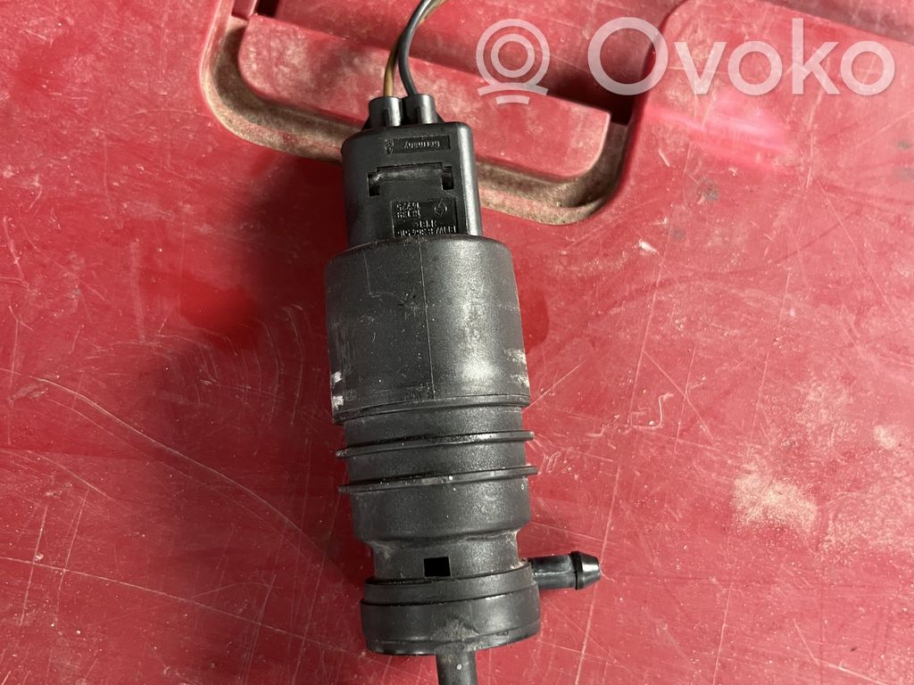 BMW 3 E46 Bomba del líquido limpiaparabrisas luna delantera 