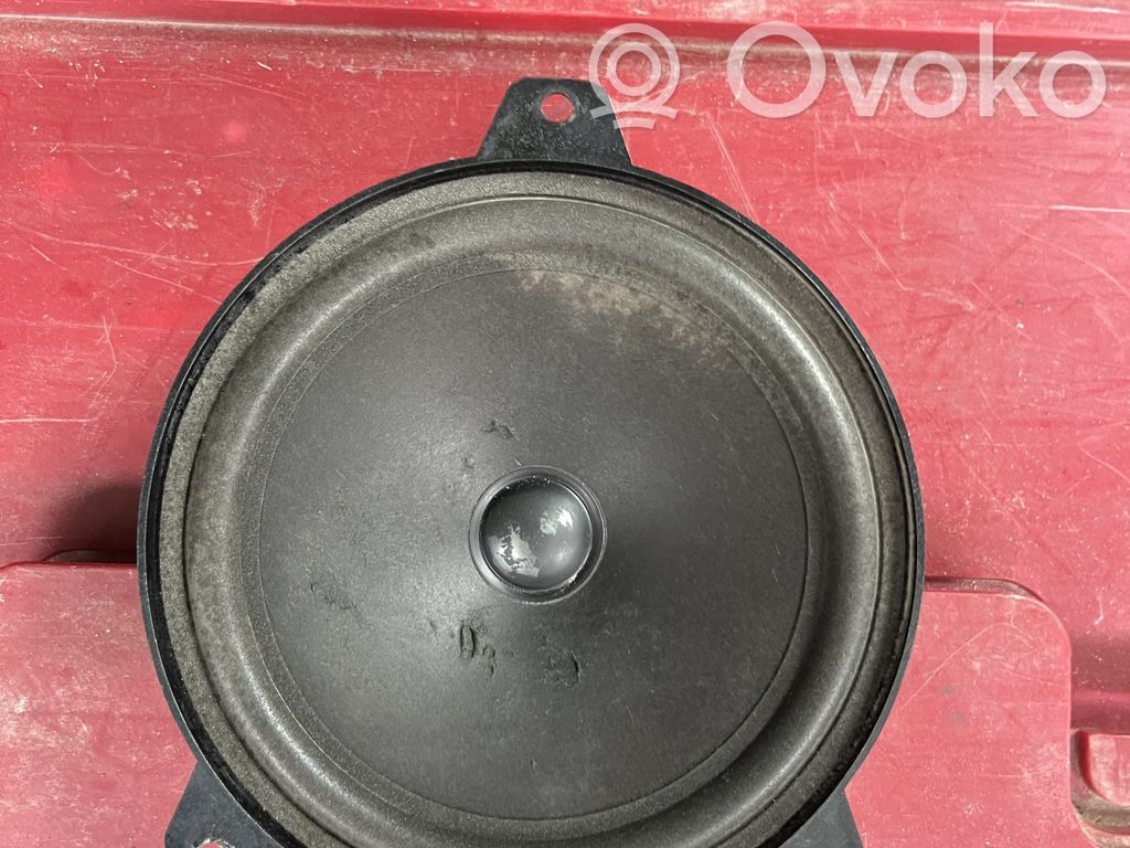 BMW 3 E46 Front door speaker 